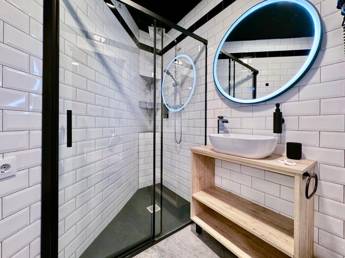 Charming Madrid Principe Pio Apartment Exterior photo